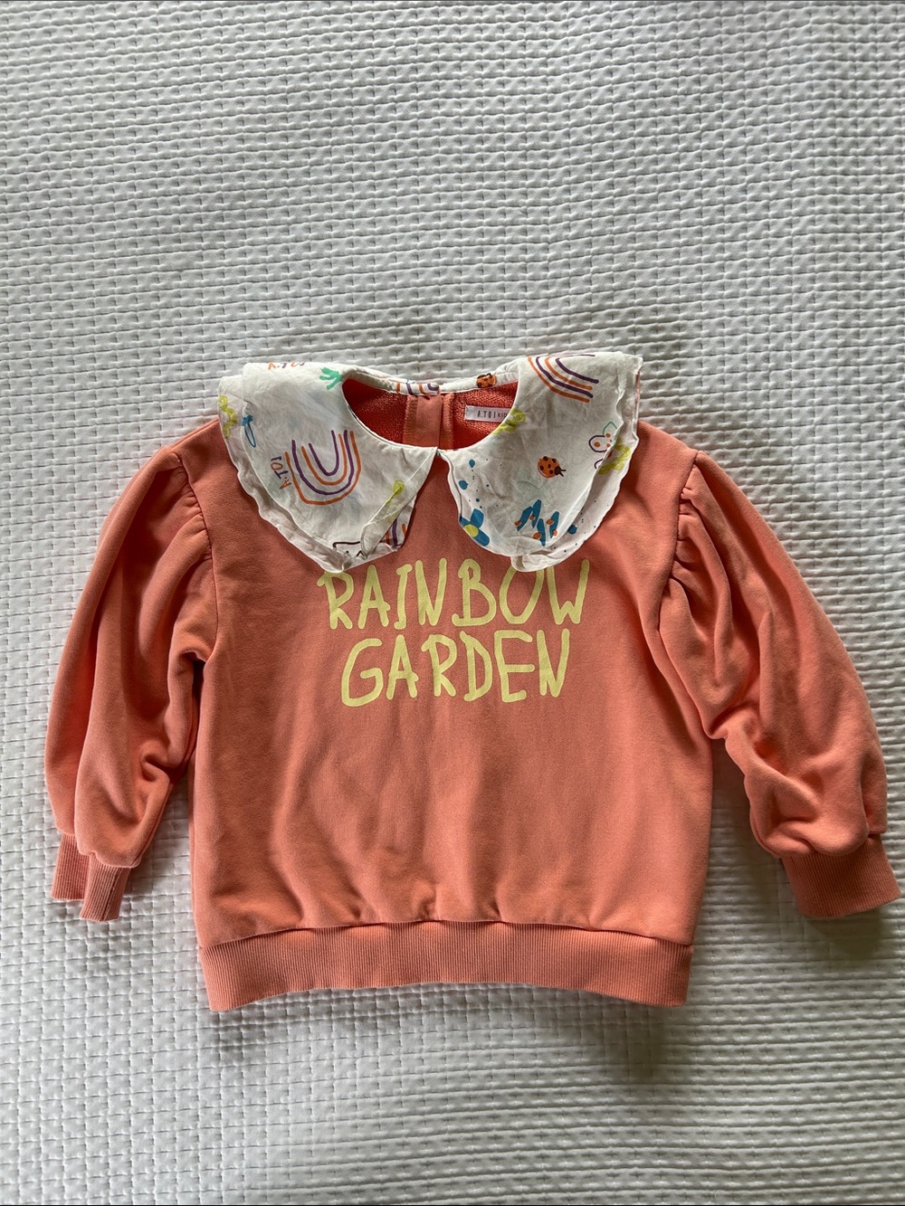 A. TOI Kids Korea Coral Oversized Collar Sweatshirt Size L